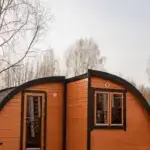 Camping Half Pod 2.4 X 2.4 mit Anbau Frontansicht links
