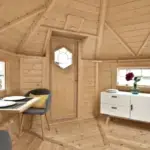 Camping Kota Innenansicht mit Tisch