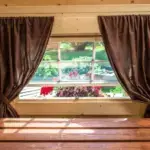Camping Kota Fenster mit Vorhang Braun