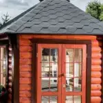 Pavillon 9.2 m² Tür zu mit Blick auf den Grill